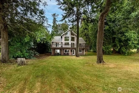 8 W Gedney Way Hat Island WA 98206