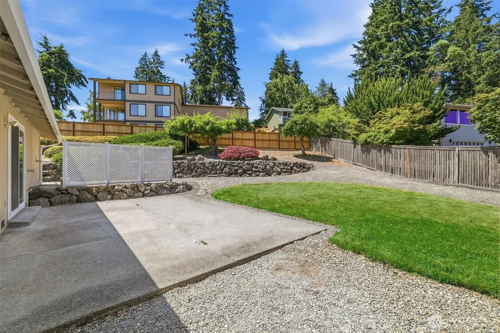5008 65th Avenue W University Place WA 98467