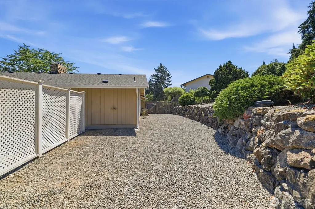 5008 65th Avenue W University Place WA 98467