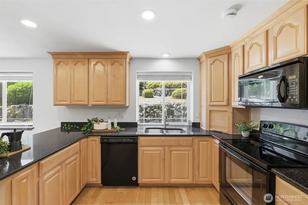 5008 65th Avenue W University Place WA 98467