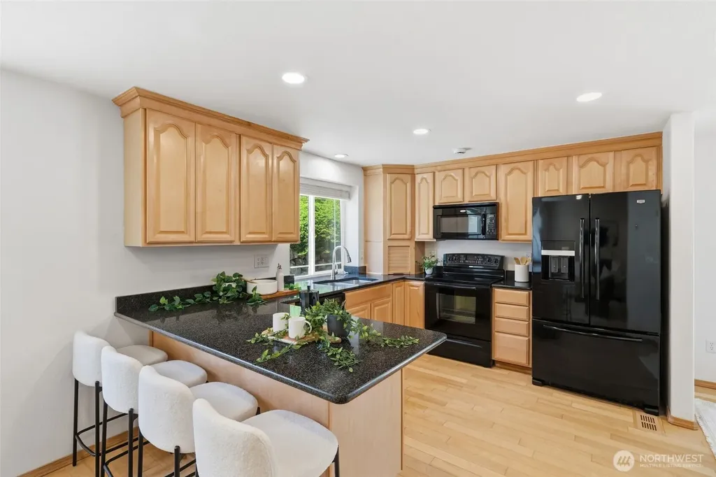 5008 65th Avenue W University Place WA 98467