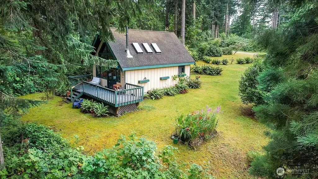 12 B Port Susan Drive Hat Island WA 98206