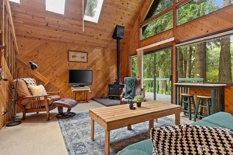 12 B Port Susan Drive Hat Island WA 98206