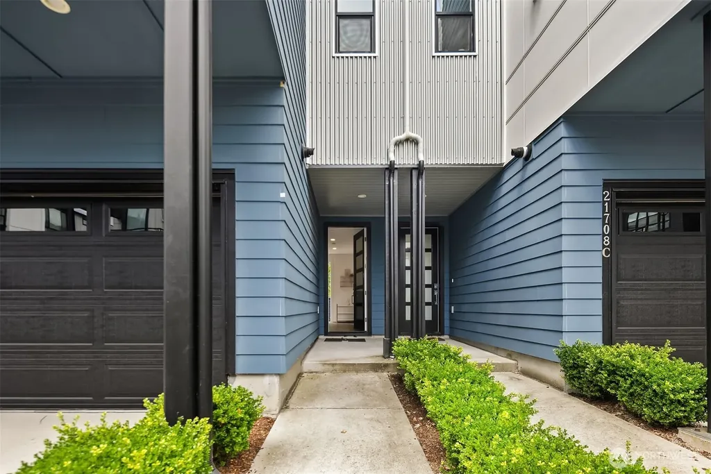 21708 24th Avenue SE Bothell WA 98021