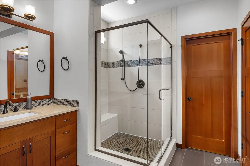 4650 Meriwood Drive NE Lacey WA 98516