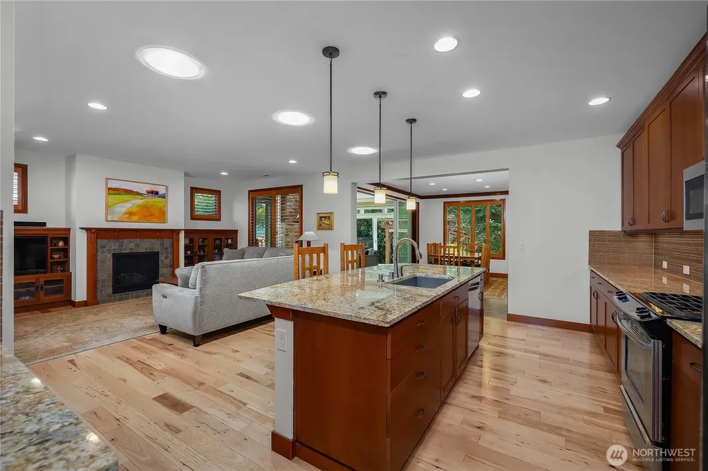 4650 Meriwood Drive NE Lacey WA 98516