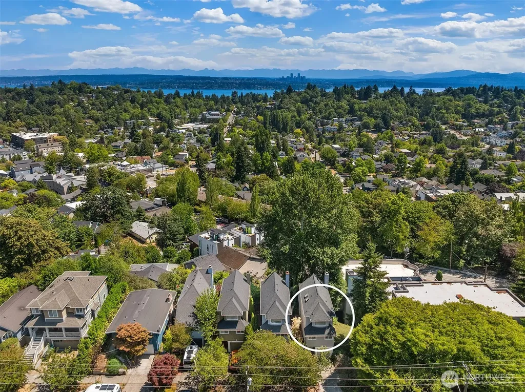314 25th Avenue E Seattle WA 98112