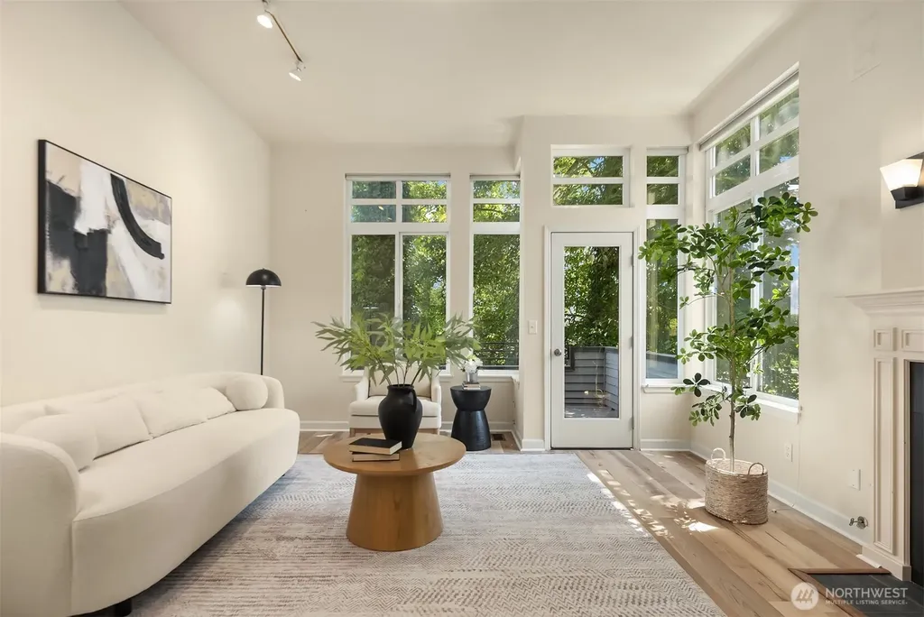 314 25th Avenue E Seattle WA 98112