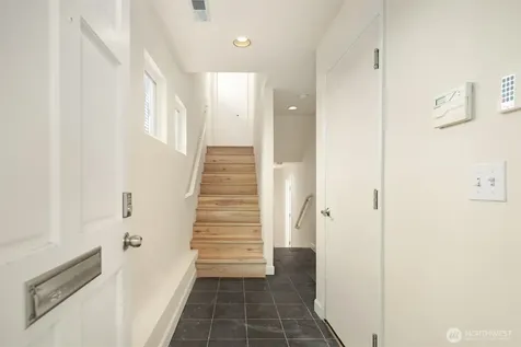 314 25th Avenue E Seattle WA 98112