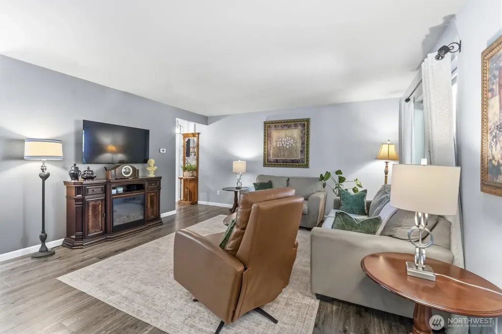 18109 Sundown* Court SE Yelm WA 98597