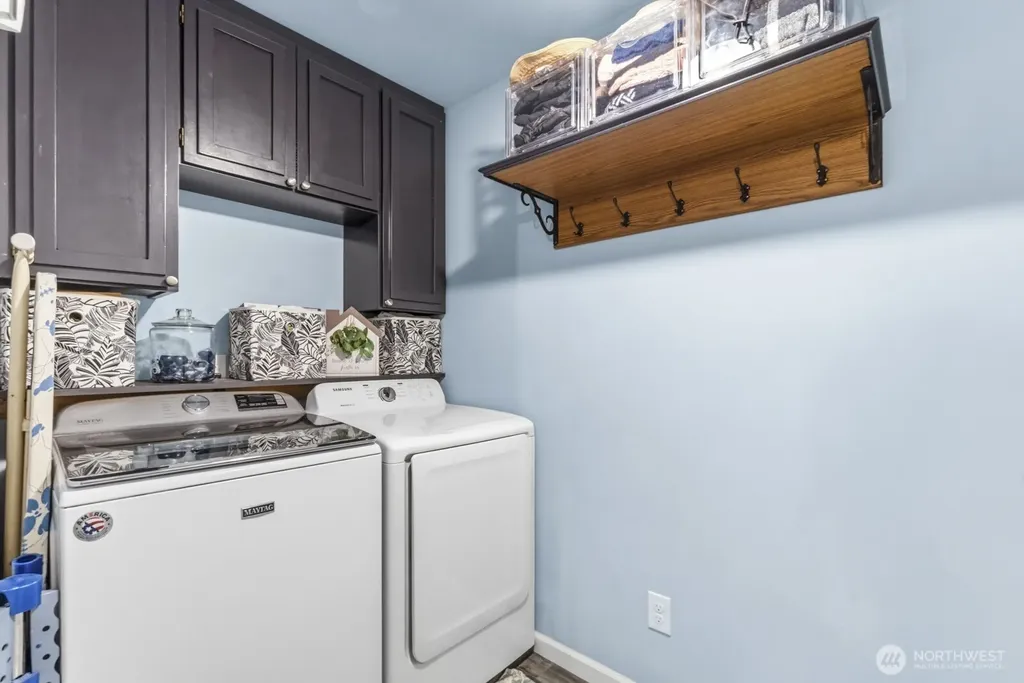 18109 Sundown* Court SE Yelm WA 98597