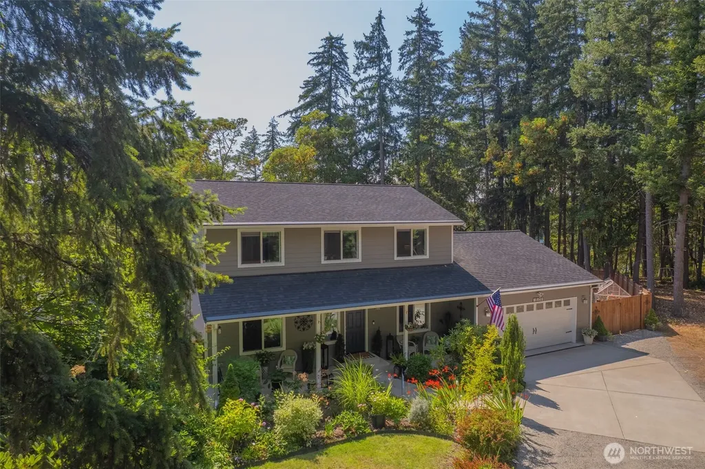 18109 Sundown* Court SE Yelm WA 98597