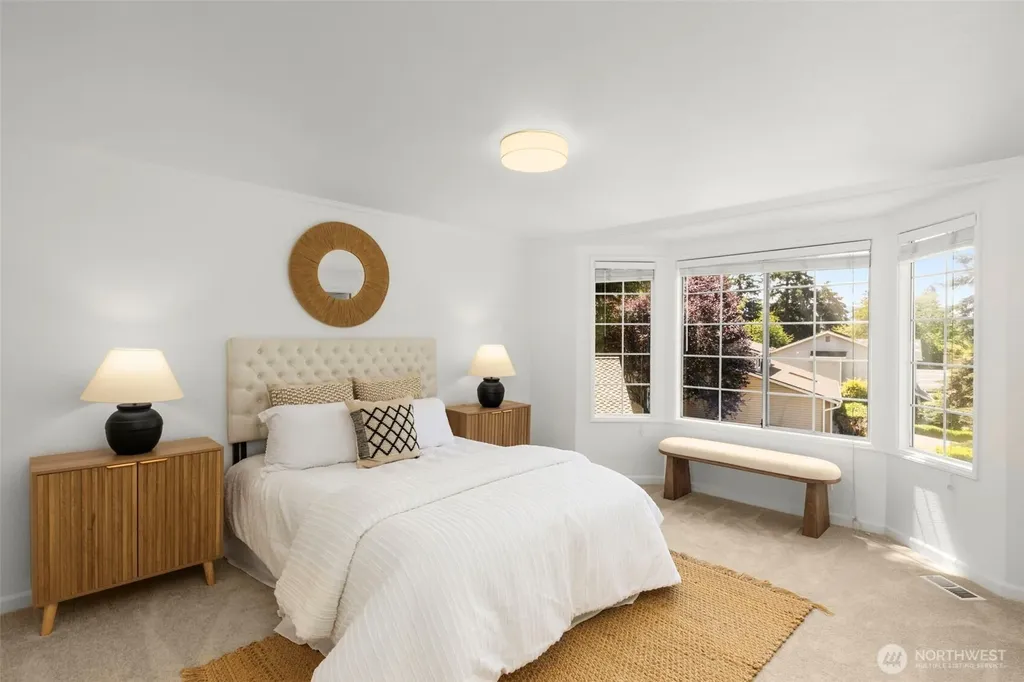 23973 SE 42nd Place Sammamish WA 98029