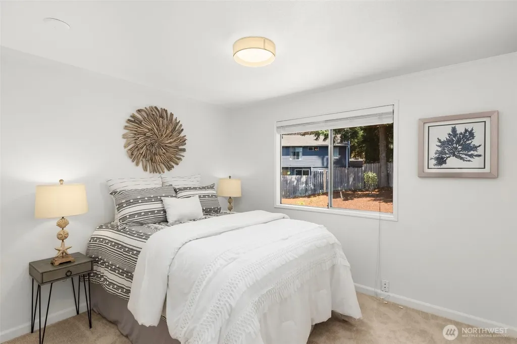 23973 SE 42nd Place Sammamish WA 98029