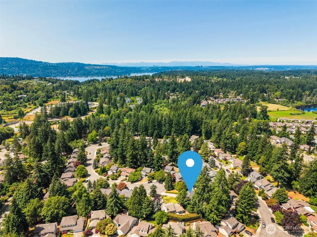 23973 SE 42nd Place Sammamish WA 98029