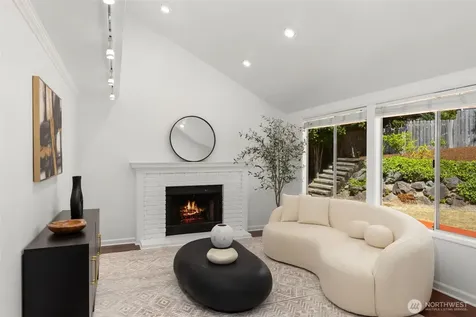 23973 SE 42nd Place Sammamish WA 98029