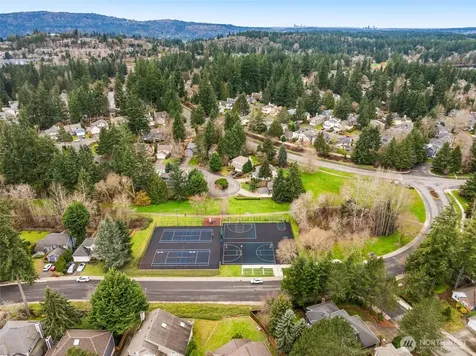 23973 SE 42nd Place Sammamish WA 98029