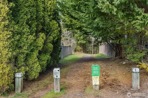 23973 SE 42nd Place Sammamish WA 98029