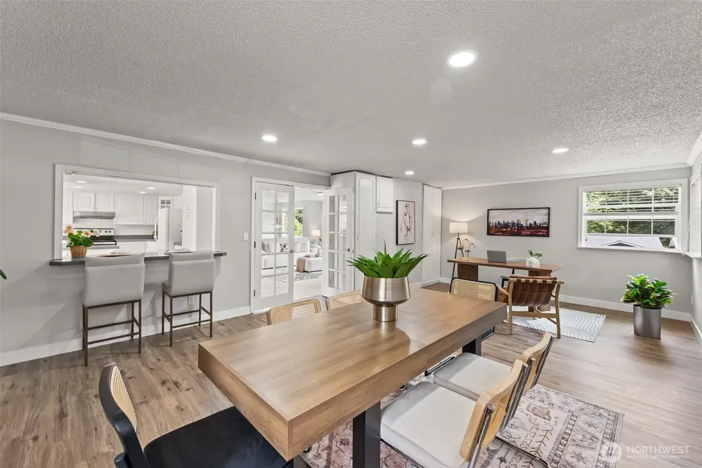 22208 Meridian Avenue S Bothell WA 98021