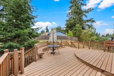 22208 Meridian Avenue S Bothell WA 98021