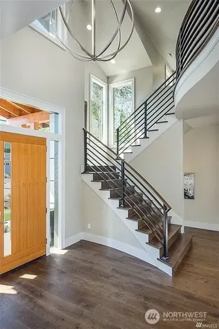 10207 NE 21st Place Bellevue WA 98004