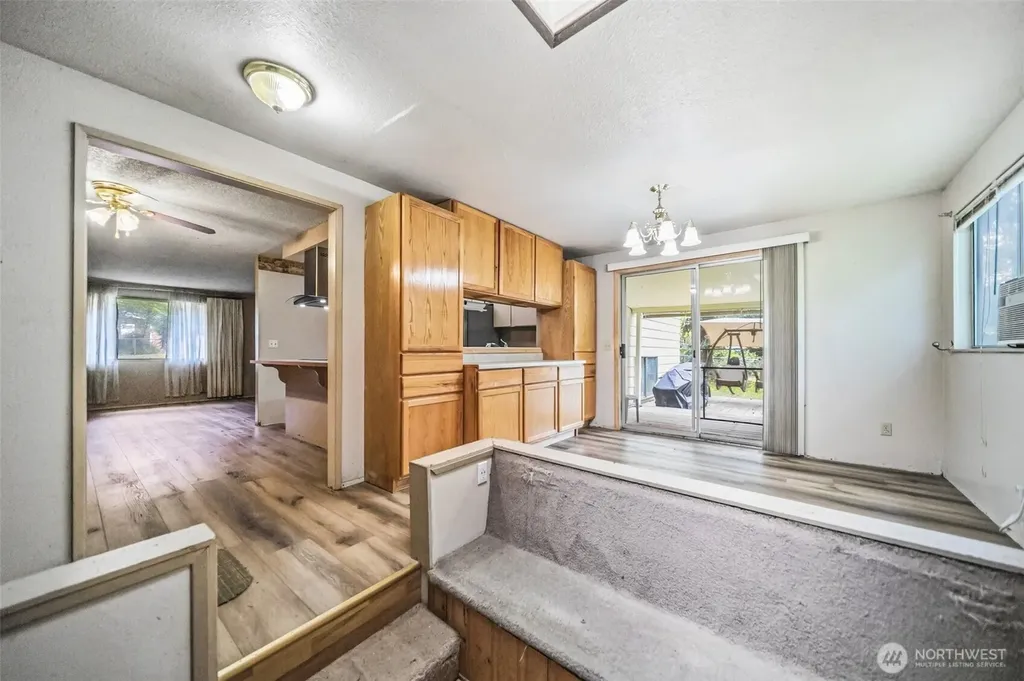 4391 SE Horstman Road Port Orchard WA 98366