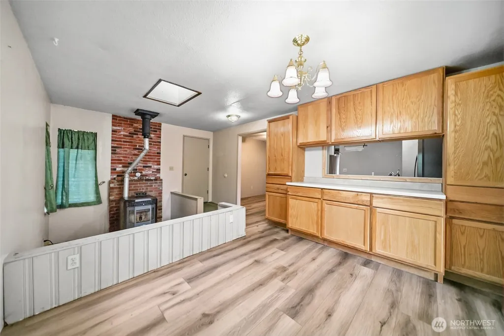 4391 SE Horstman Road Port Orchard WA 98366