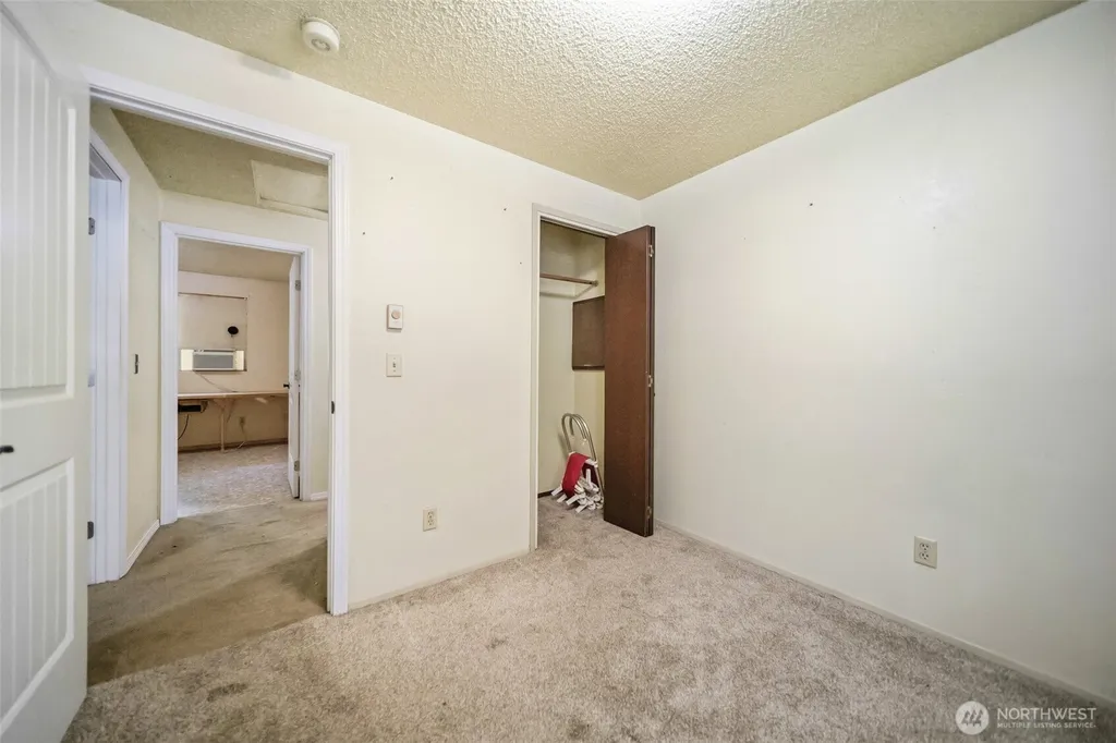 4391 SE Horstman Road Port Orchard WA 98366
