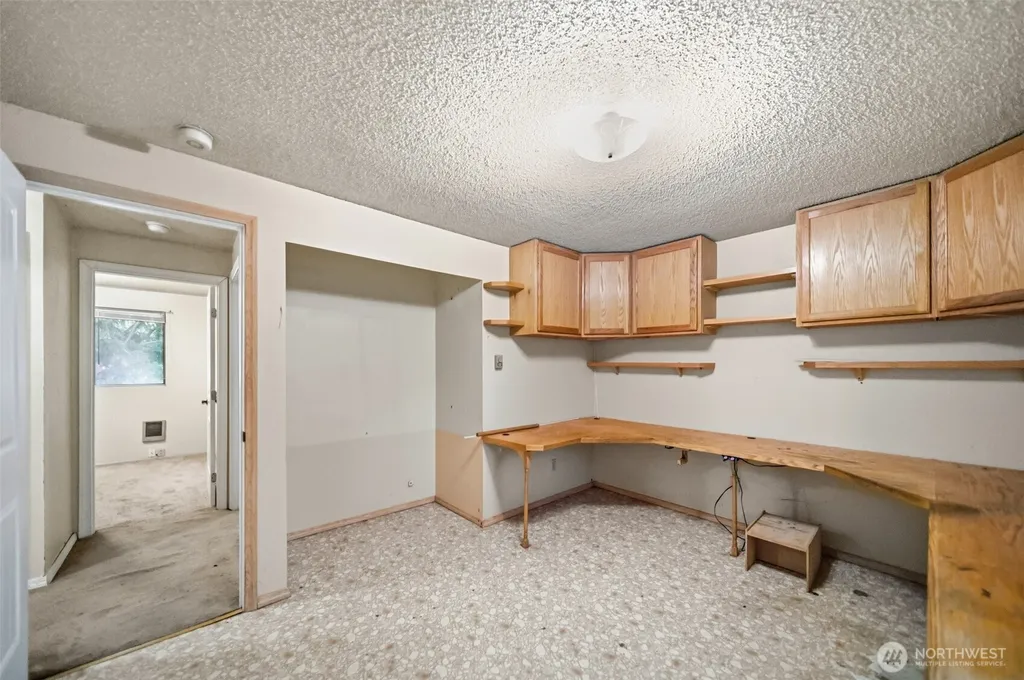 4391 SE Horstman Road Port Orchard WA 98366