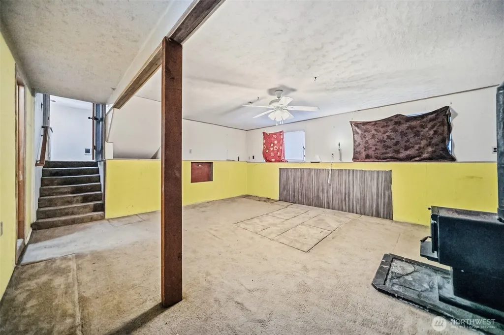 4391 SE Horstman Road Port Orchard WA 98366
