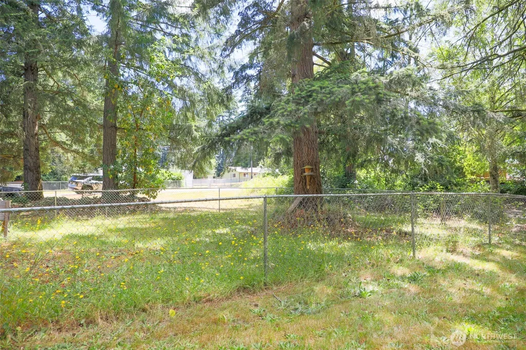 4391 SE Horstman Road Port Orchard WA 98366