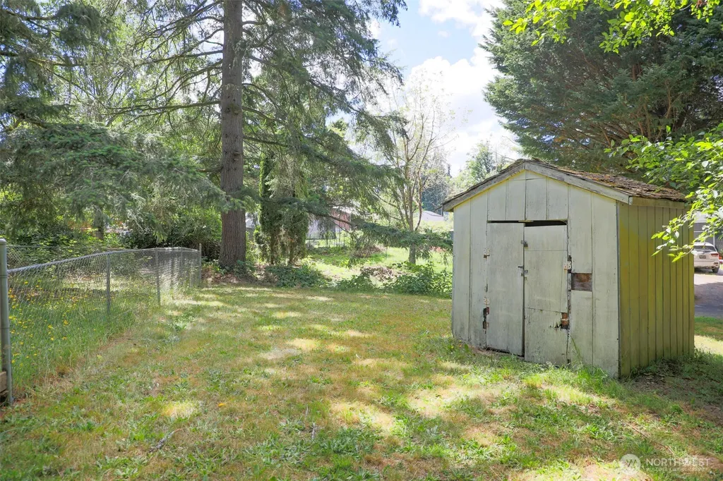 4391 SE Horstman Road Port Orchard WA 98366