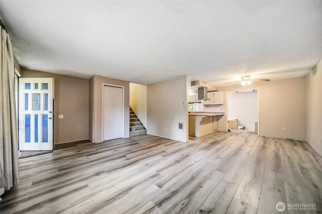 4391 SE Horstman Road Port Orchard WA 98366