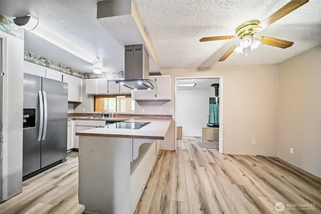 4391 SE Horstman Road Port Orchard WA 98366