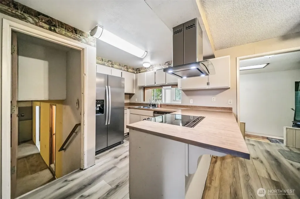 4391 SE Horstman Road Port Orchard WA 98366