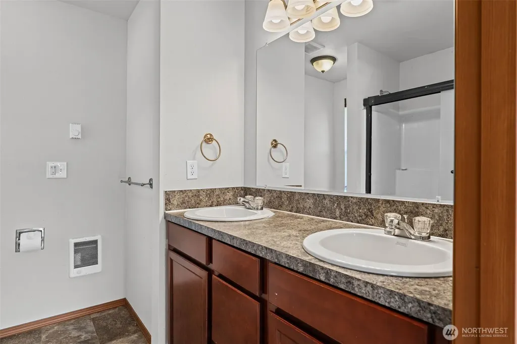 13512 Prairie Ridge Drive E Bonney Lake WA 98391