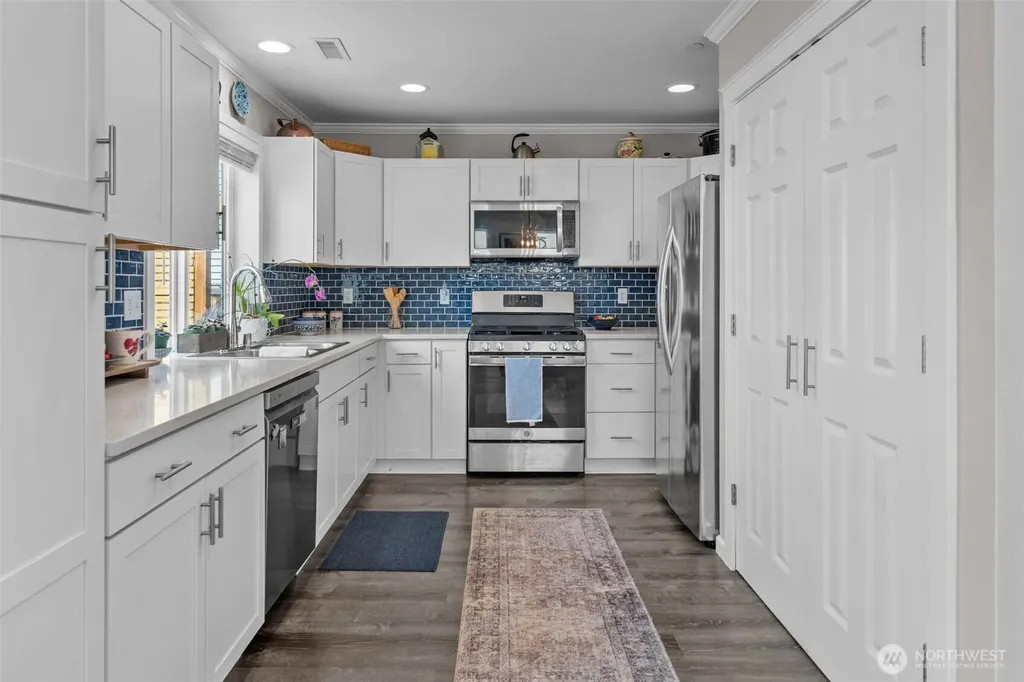 2887 Martin Street Dupont WA 98327
