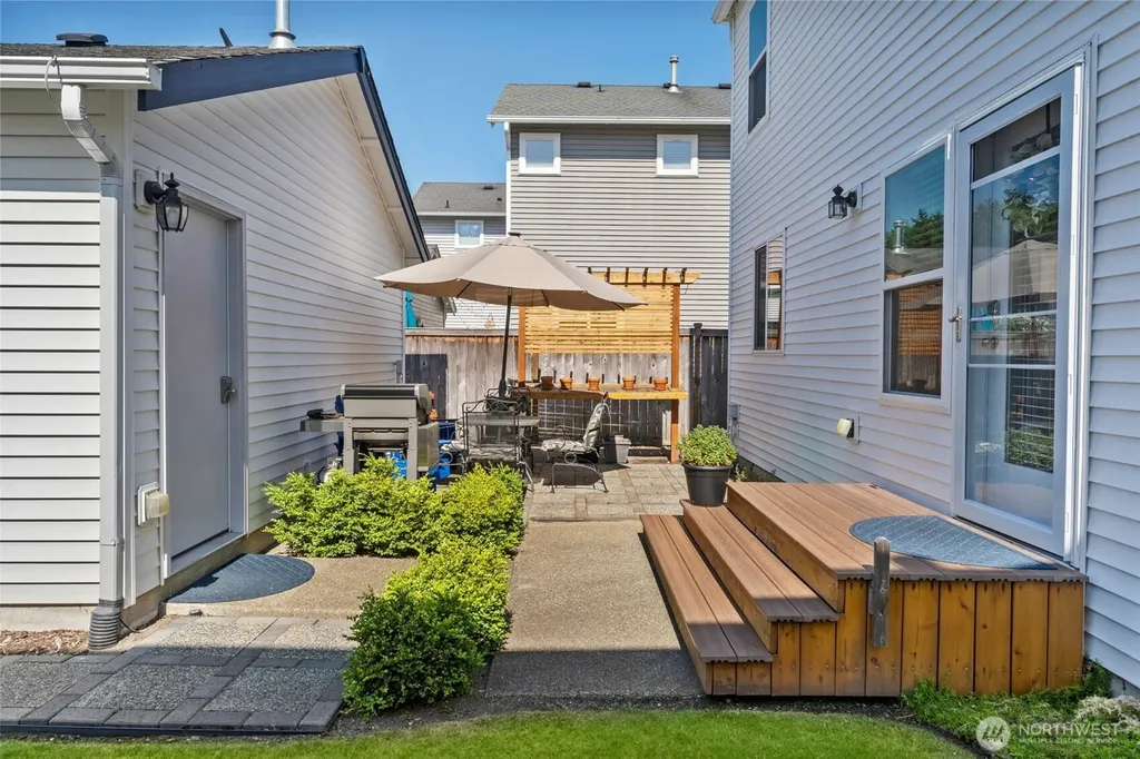 2887 Martin Street Dupont WA 98327