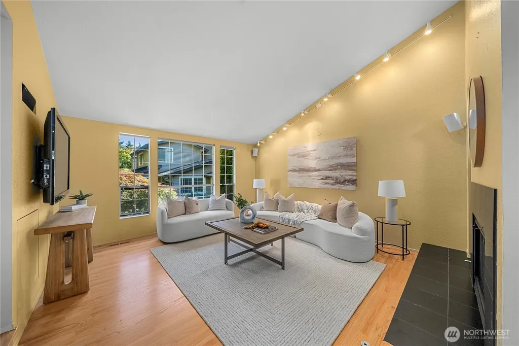 6640 114th Avenue SE Bellevue WA 98006