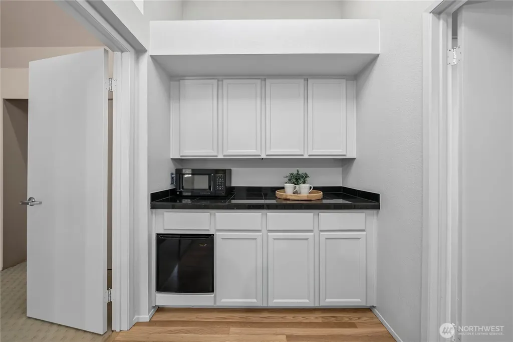 6640 114th Avenue SE Bellevue WA 98006