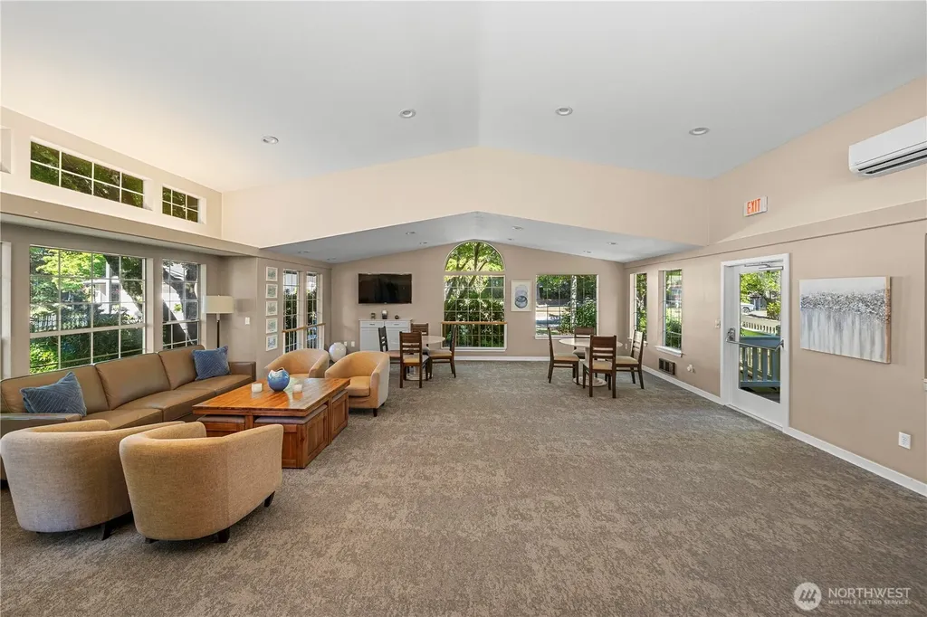 6640 114th Avenue SE Bellevue WA 98006