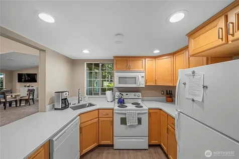 6640 114th Avenue SE Bellevue WA 98006
