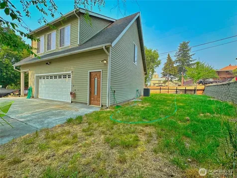 400 Partello Park Grand Coulee WA 99133
