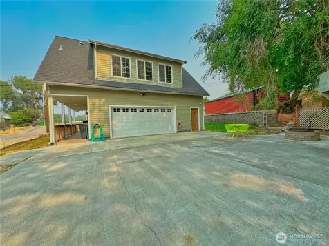 400 Partello Park Grand Coulee WA 99133
