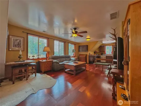 400 Partello Park Grand Coulee WA 99133