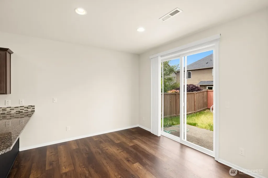 10521 191st Street Ct E Puyallup WA 98374