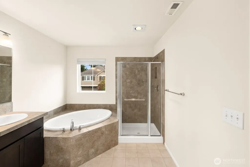 10521 191st Street Ct E Puyallup WA 98374