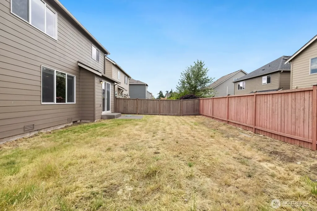 10521 191st Street Ct E Puyallup WA 98374