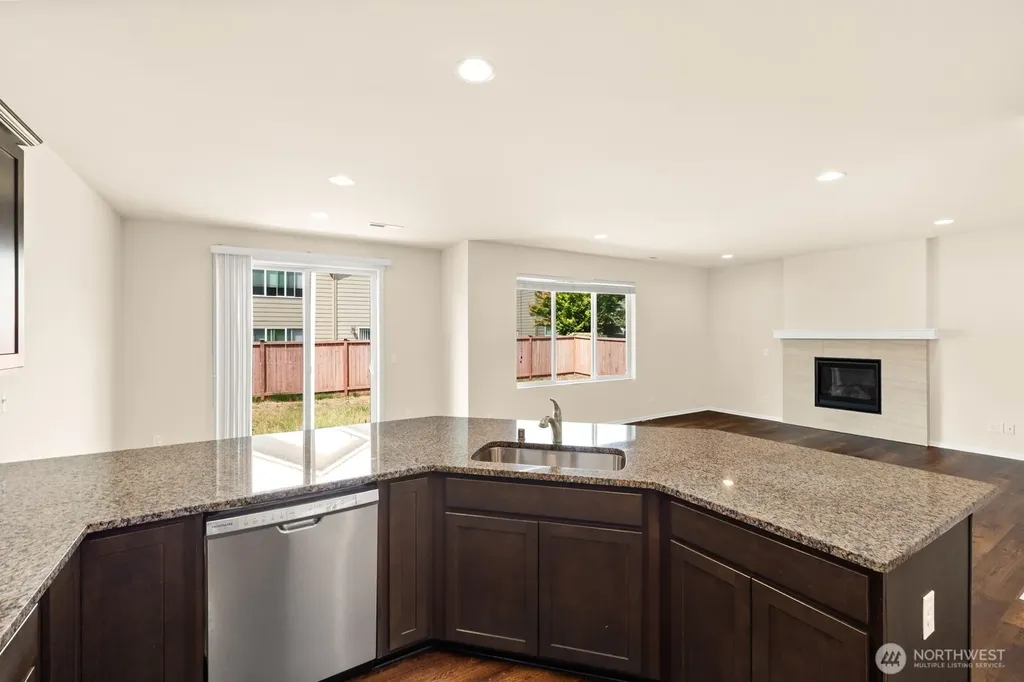 10521 191st Street Ct E Puyallup WA 98374