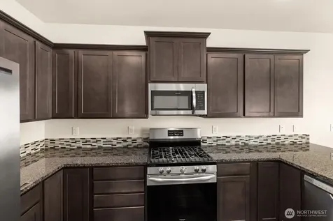 10521 191st Street Ct E Puyallup WA 98374